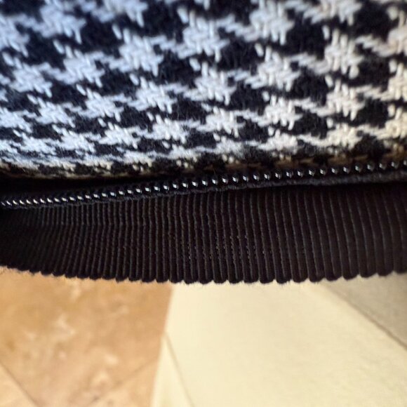 Veronica Beard Houndstooth Jacket, Size 2 - Picture 4 of 7